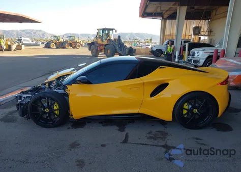 2024 Lotus Emira V6 First Edition z USA, uszkodzony, nr VIN SCCLEKAXXRHA11528